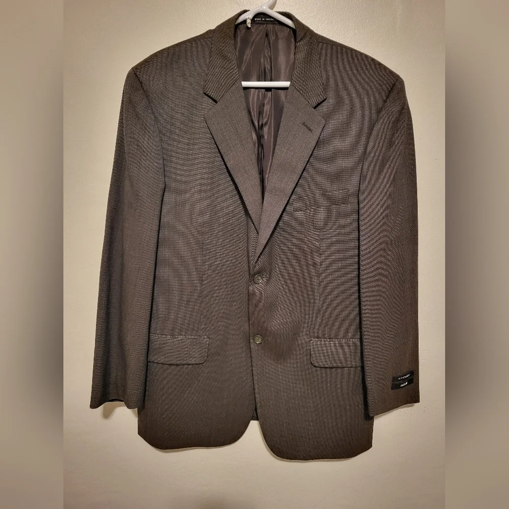 Men's Alfani Suit Separates (Size R42/36W,30L)